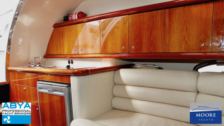 yacht