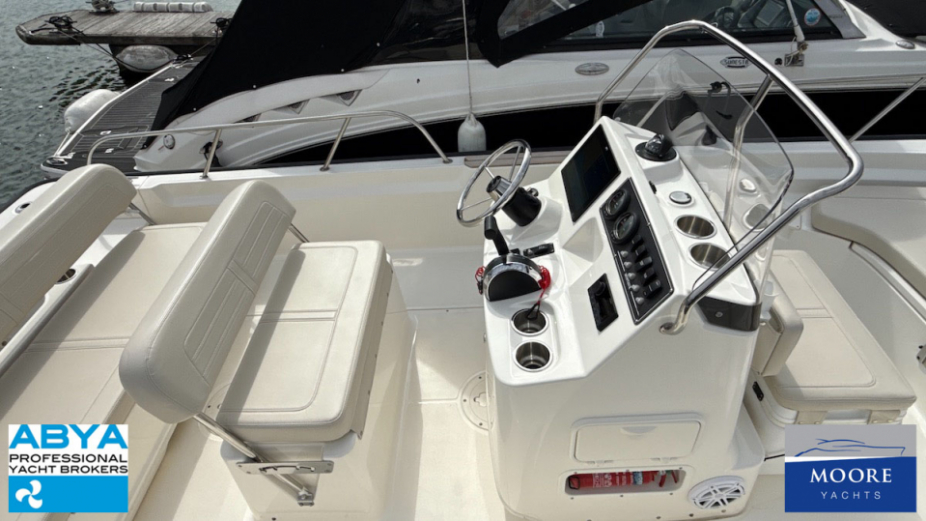 yacht