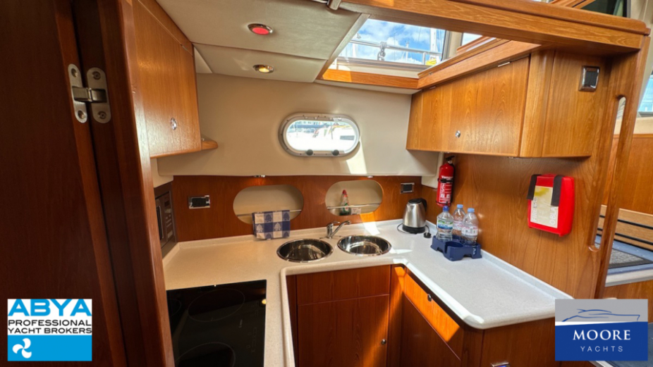 yacht