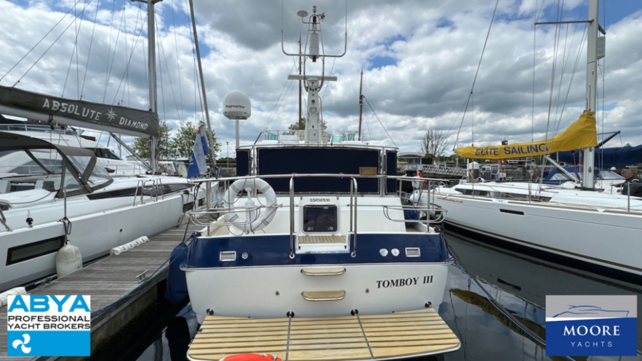 yacht