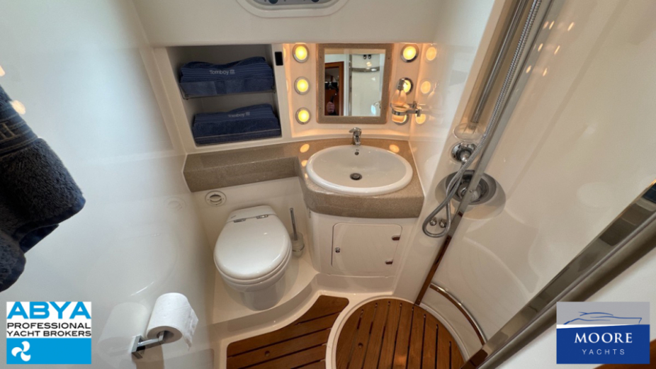 yacht