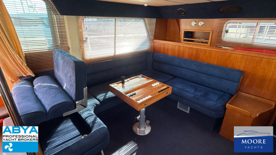 yacht