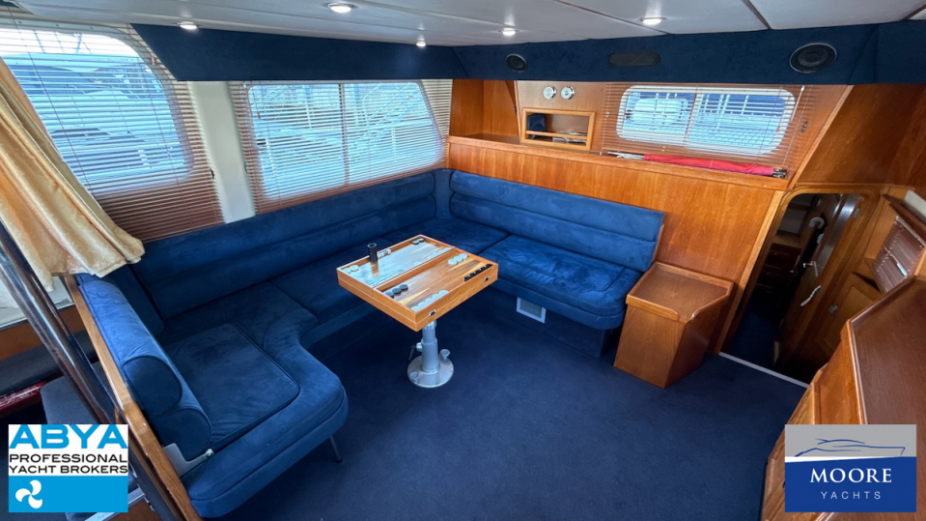 yacht