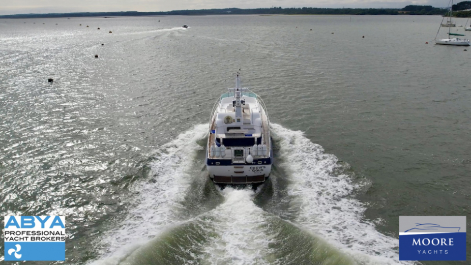 yacht
