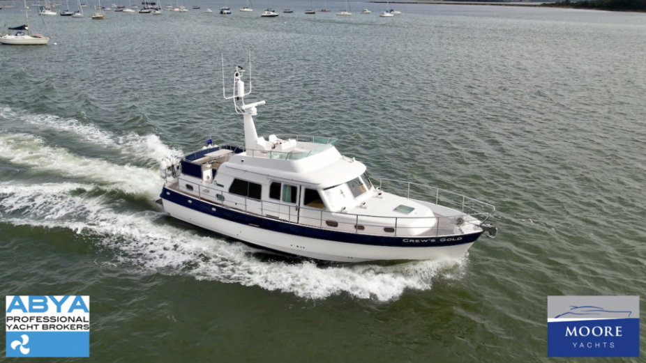 yacht